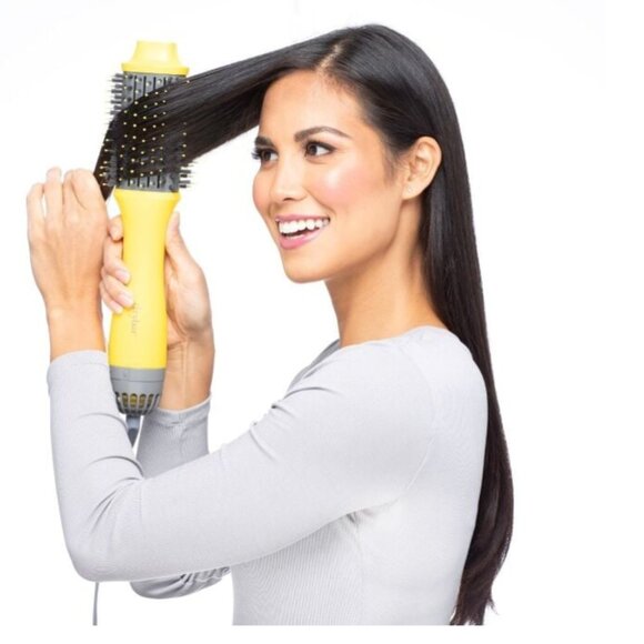 Drybar The Double Shot Oval Blow-Dryer Brush - Picture 6 of 7